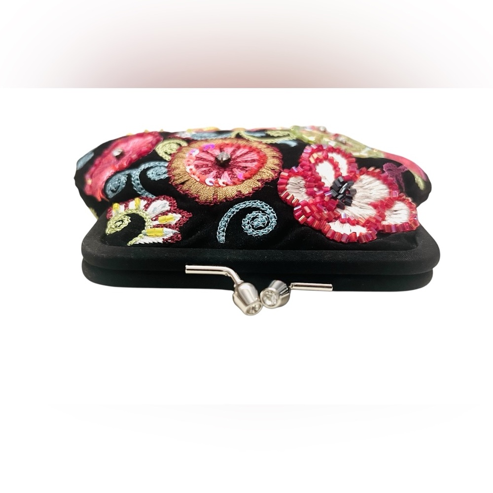 Vera Bradley 25th Anniversary Embroidered Kisslock Frame Bag/Clutch - Picture 3 of 5